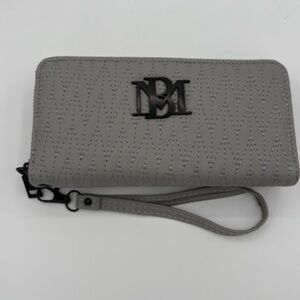 New Badgley Mischka Grey Phone Wallet Wrislet